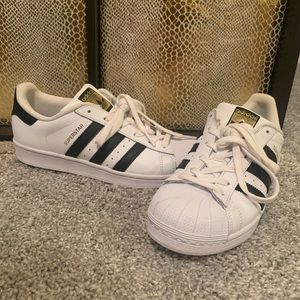 Adidas Superstar Sneakers